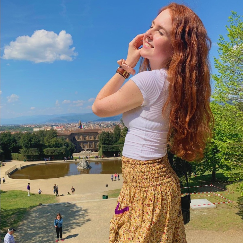 Meet your Posher, Julia